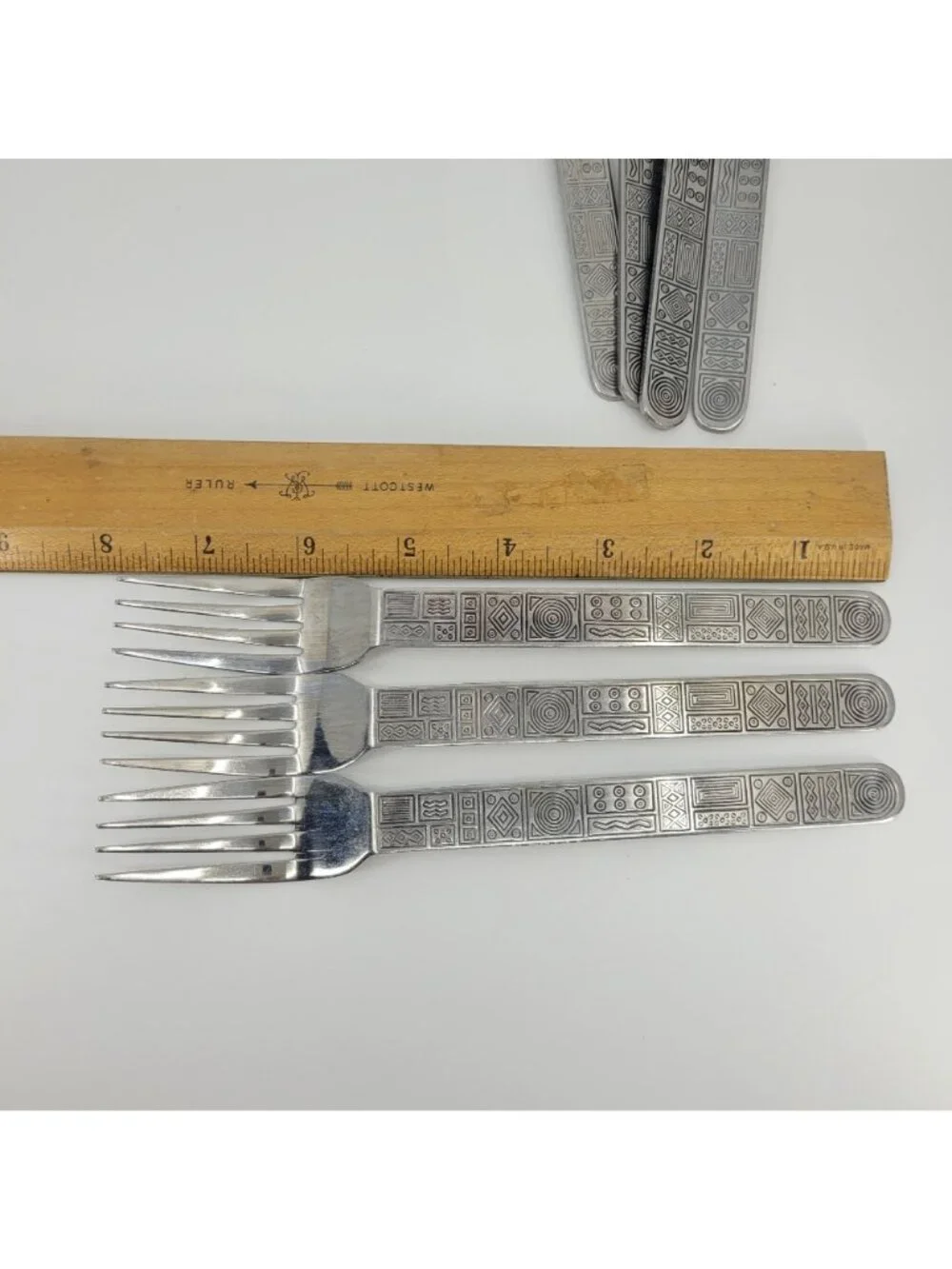 Cambridge AZTEC Stainless Steel Flatware Service for Two Plus - 16 Pieces